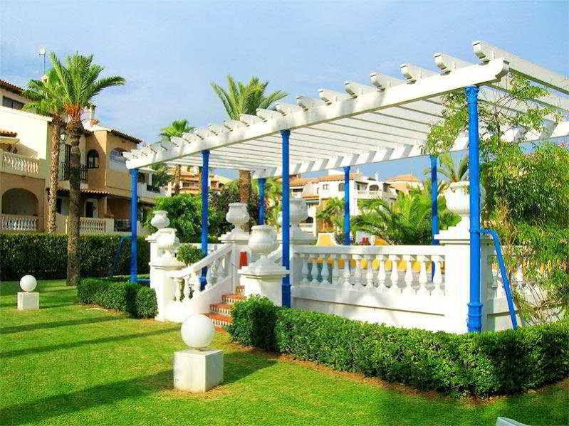 Aparthotel Ona Aldea del Mar Torrevieja Esterno foto