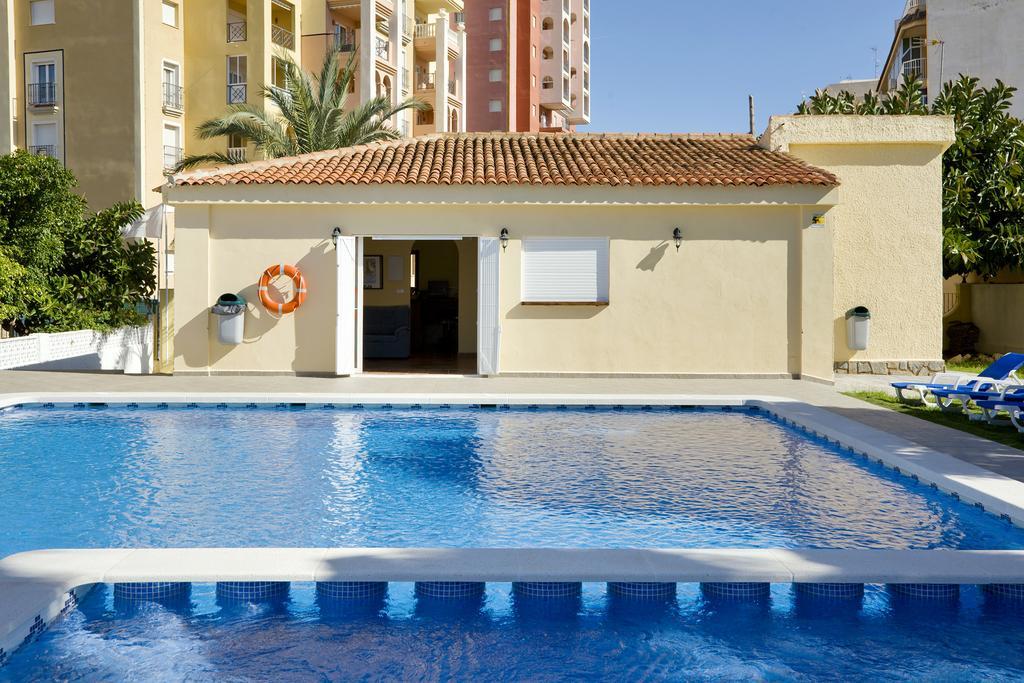 Aparthotel Ona Aldea del Mar Torrevieja Esterno foto