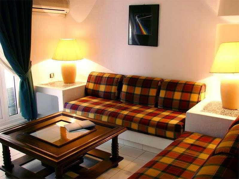Aparthotel Ona Aldea del Mar Torrevieja Esterno foto
