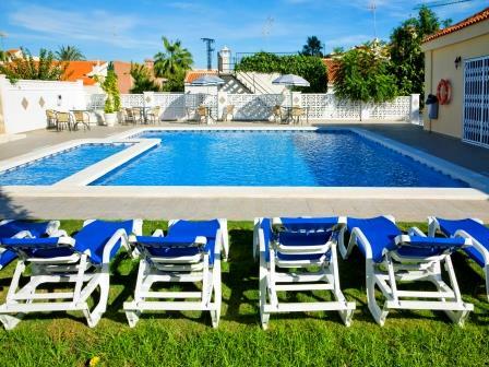 Aparthotel Ona Aldea del Mar Torrevieja Esterno foto